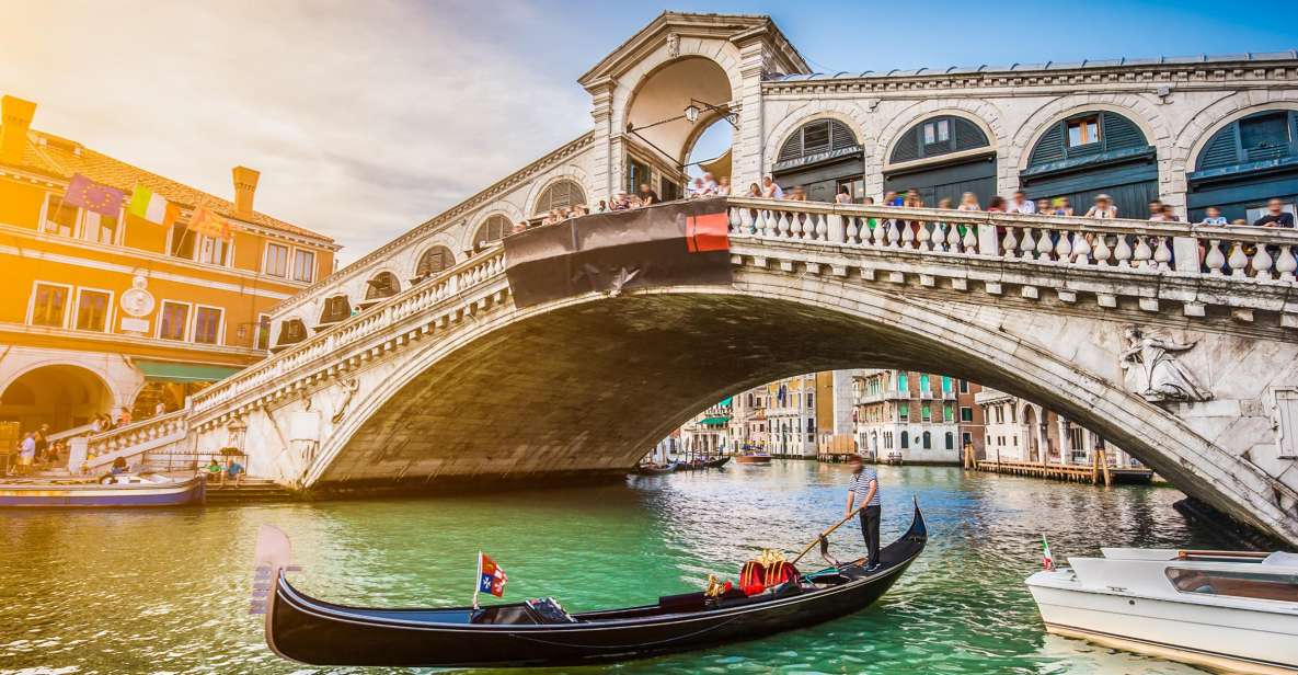 From Lake Garda: Full-Day Guided Group Tour of Venice - The private boat transfer: seeing Venice from the lagoon angle
