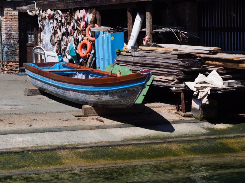 From Lake Garda: Full-Day Guided Group Tour of Venice - Basilica, Campanile, Doge’s Palace area: photo stops plus the right context