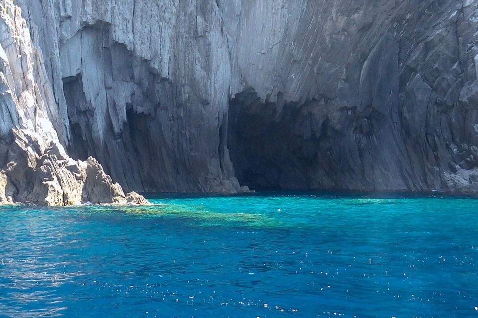 From Lipari: Panarea and Stromboli Cruise with Stops - Getting There in Lipari: The Meeting Point and Why 20 Minutes Helps