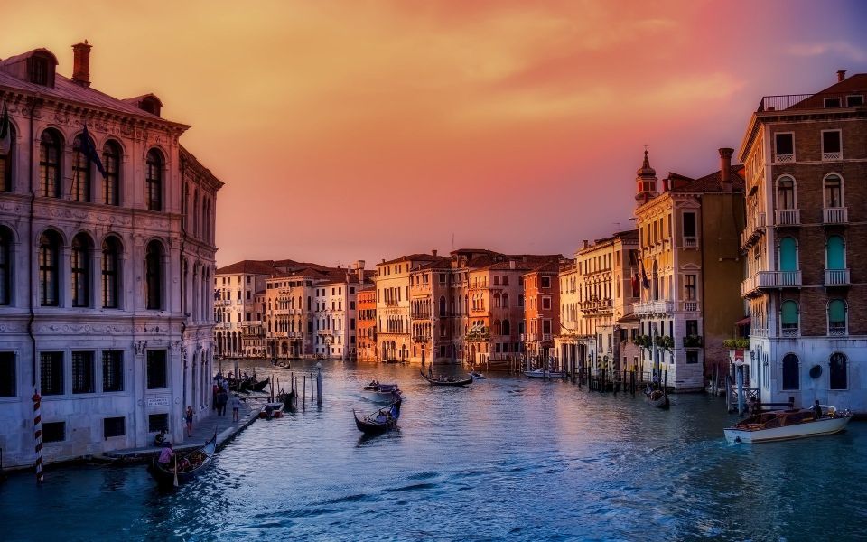 From Milan: Venice and Verona Full-Day Tour by Train - Best Fit: Who Should Book This Day Trip?