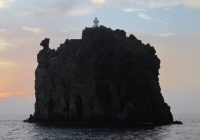 From Milazzo: Panarea & Stromboli Boat Trip - Panarea’s 1.5 hours: glamorous island streets, bays, and quick hits