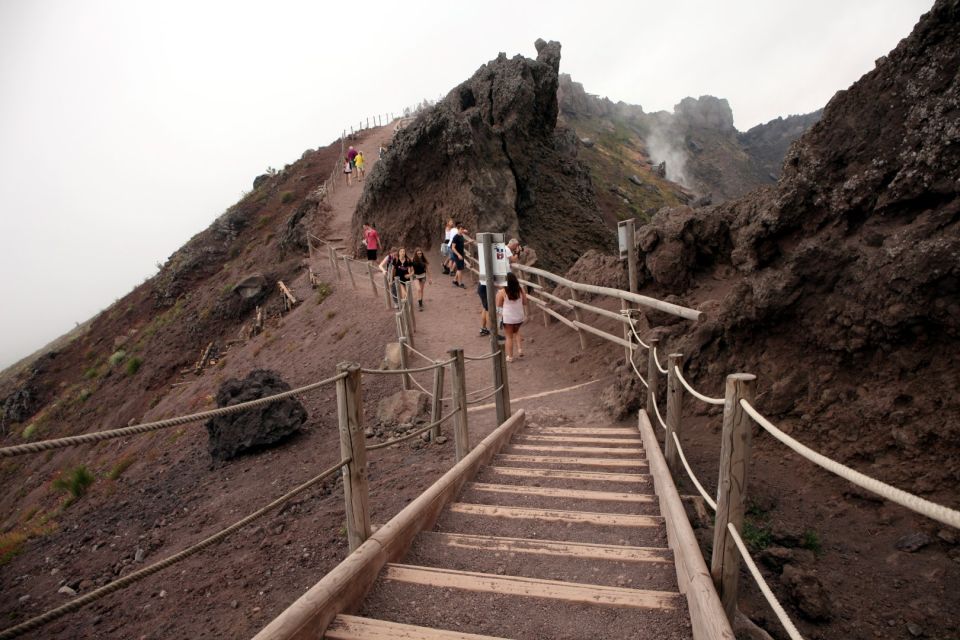 From Naples: Herculaneum, Mount Vesuvius & Pompeii Day Trip - From Naples to three big sites in a single day