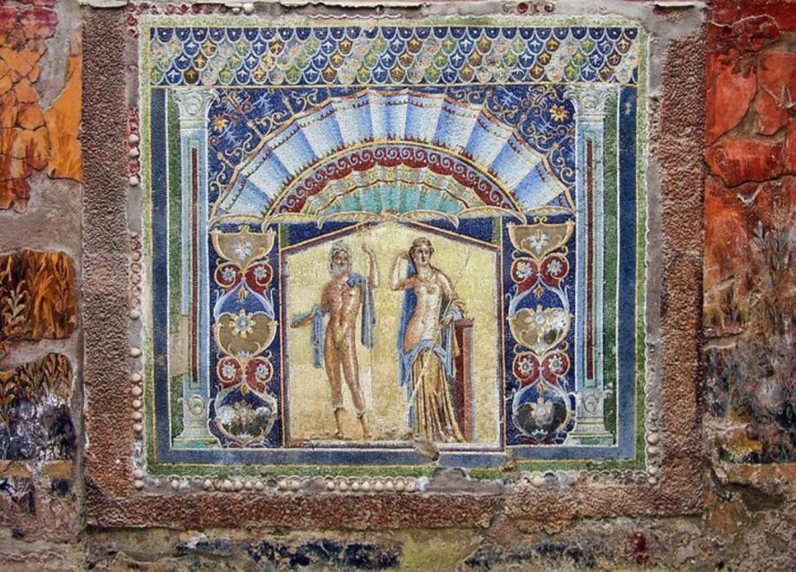 From Naples: Pompeii and Herculaneum VIP Tour with Lunch - A day that actually makes Pompeii and Herculaneum make sense