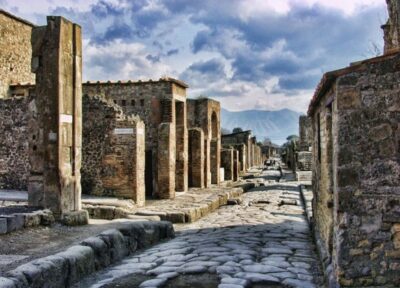 From Naples: Pompeii and Herculaneum VIP Tour with Lunch - Naples pickup and the ride that sets expectations