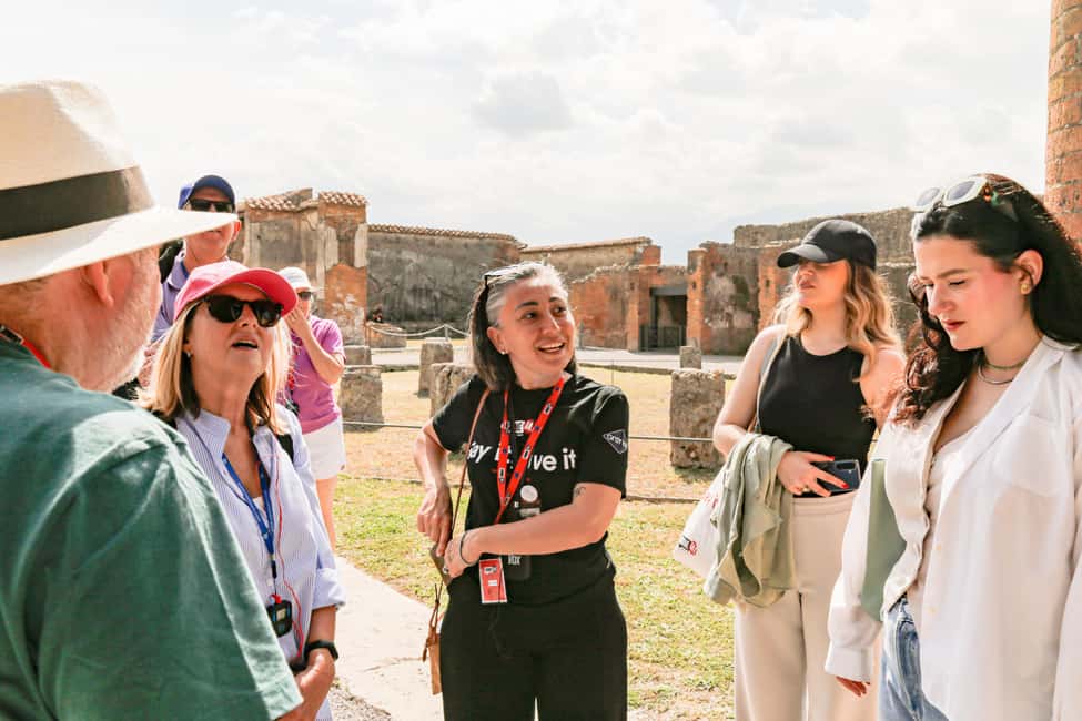 From Naples: Pompeii Skip-the-Line Guided Tour - The 2.5-hour walking tour: the Forum, Jupiter, and the city’s spine