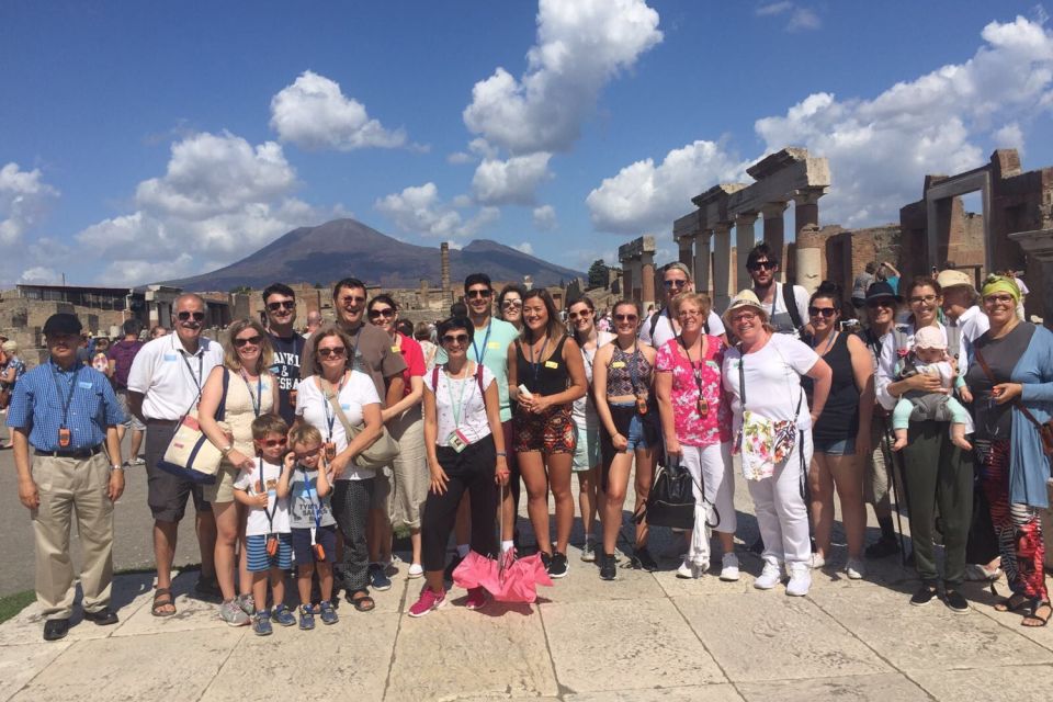 From Naples: Ruins of Pompeii - Optional Cameos and Coral Craft Stop: A Smart Time-Filler