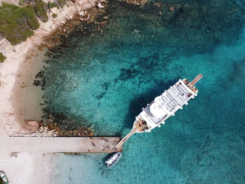 From Palau: 4 stops boat tour to La Maddalena archipelago - Practical tips for a smoother day on the water