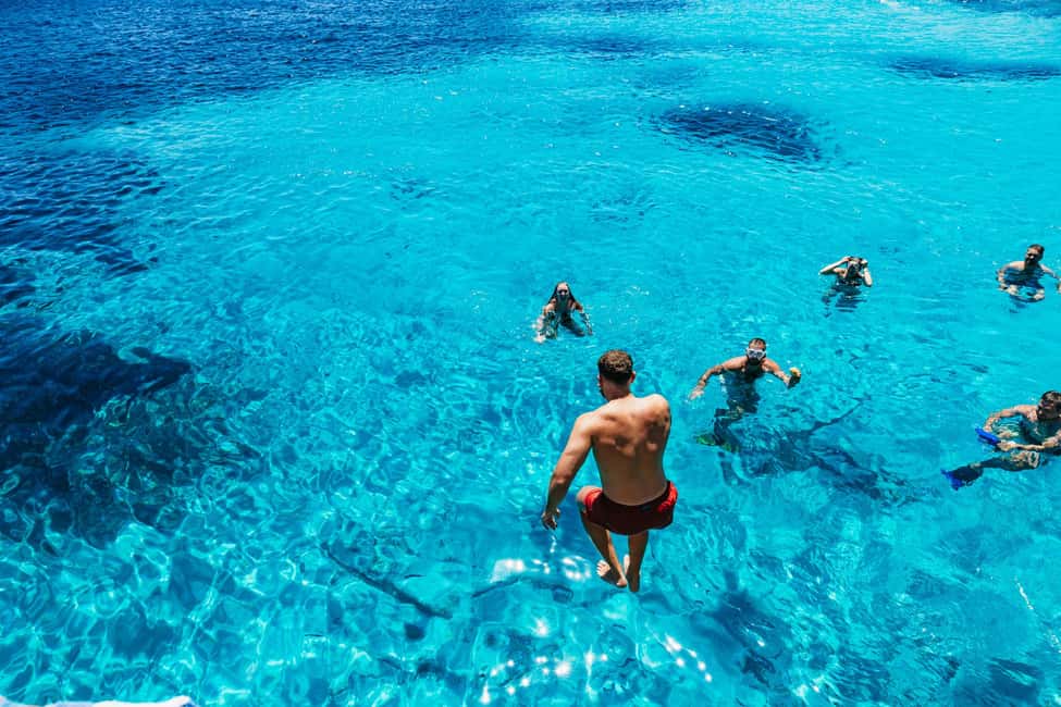 From Palau/La Maddal: Boat Tour of La Maddalena Archipelago - Spargi sailing and Cala Connari: two hours to linger