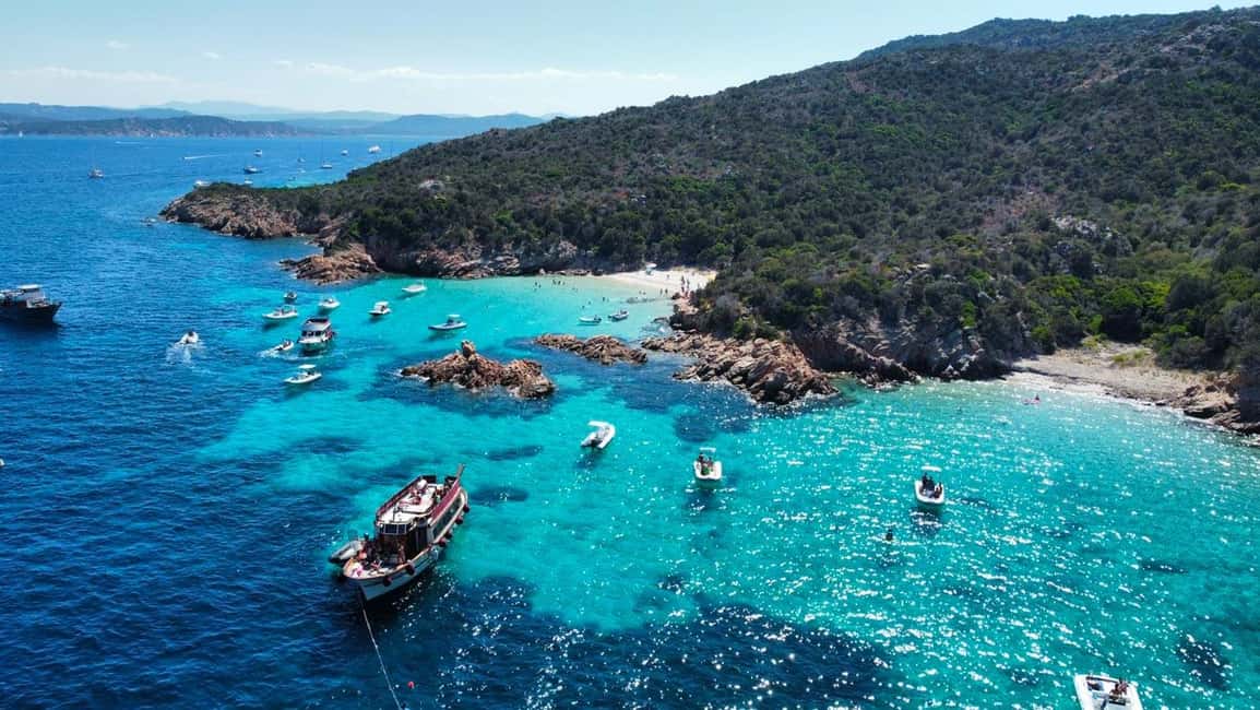 From Palau/La Maddal: Boat Tour of La Maddalena Archipelago - What’s onboard food and drinks, and what extra cash you need