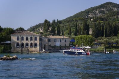 From Peschiera: Garda East Coast Cruise to Sirmione - Getting to the boat in Peschiera: the dock detail that matters