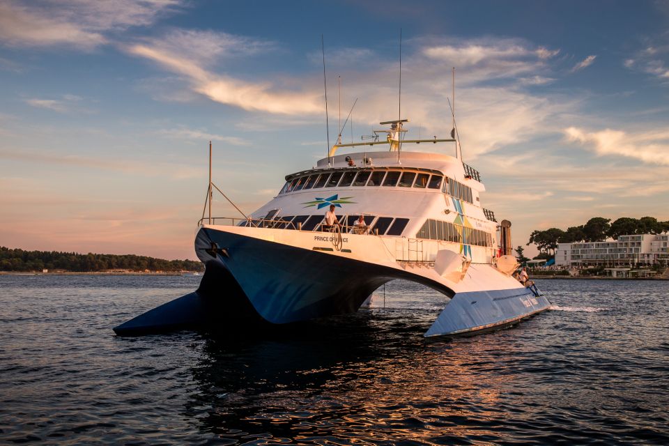 From Porec: Venice Catamaran Crossing One-Way or Round-Trip - Optional Add-Ons: Gondola Rides, Taxi Boats, and Murano Glass
