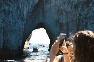 From Positano: Day trip to Capri - Group Tour by boat - The Sirenuses and Li Galli: where the views start doing their job