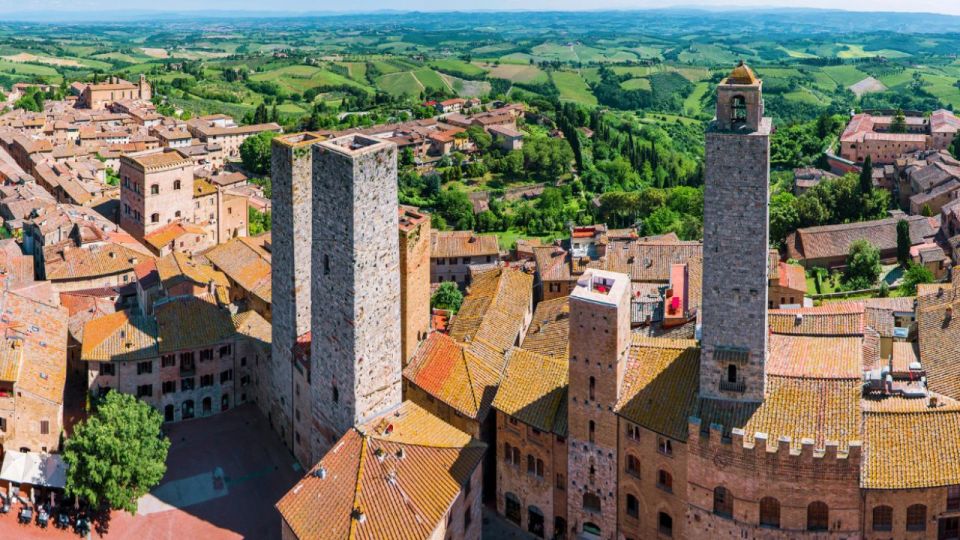 From Rome: Florence & Tuscany Day Tour by High-Speed Train - San Gimignano: how to use your 1 hour 45 minutes well