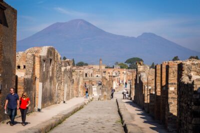 From Rome: Pompeii, Amalfi Coast, and Sorrento Day Trip - Starting at Piazza del Popolo: how the meeting point keeps you from wasting time