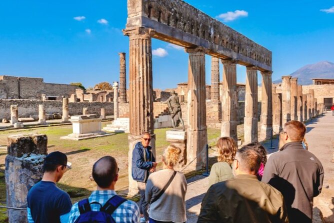 From Rome: Pompeii & Amalfi Coast w/ Positano or Sorrento - Positano or Sorrento: use the 1.5 hours like a local