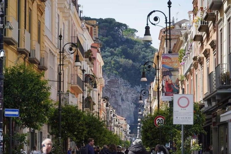 From Rome: Sorrento & Pompeii Day Trip with Guide or Ticket - A 7:30 a.m. start that actually helps
