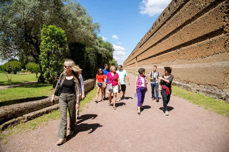 From Rome: Villa D'Este and Hadrian's Villa Tivoli Day Tour - Tivoli break and lunch: how to use that 1.5 hours well
