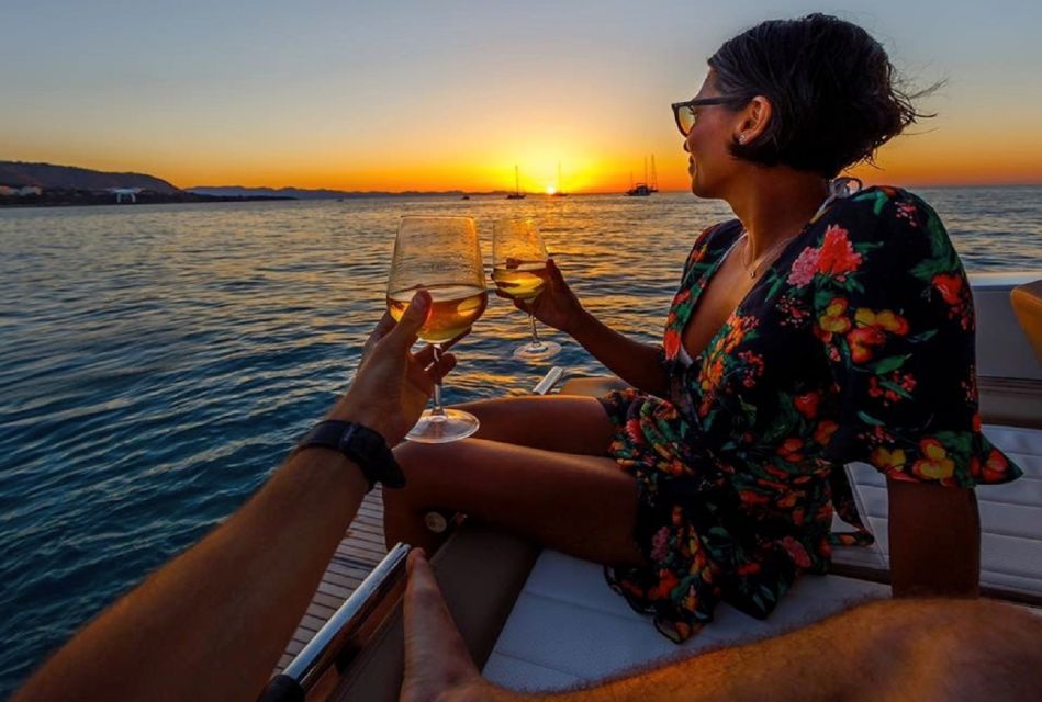 From Sorrento: Capri Boat Tour Day & Night Experience - Meeting at Bar Ruccio: the easiest part if you arrive early