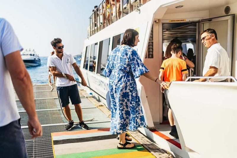 From Sorrento/Nerano: Capri Island Cruise with Guide Onboard - The boat ride to Capri: fast transfer plus onboard guidance