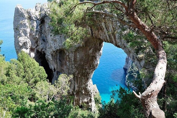 From Sorrento/Nerano:Capri Shared Tour (9:15am Boat Departure) - 6 hours on Capri: how to use the free time well