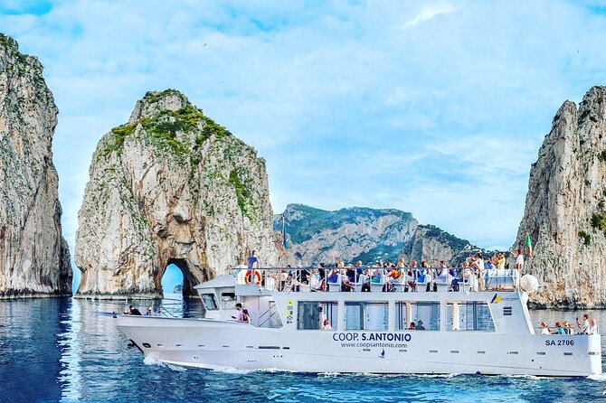 From Sorrento/Nerano:Capri Shared Tour (9:15am Boat Departure) - The €26 mini bus option: when it’s worth it and when it isn’t