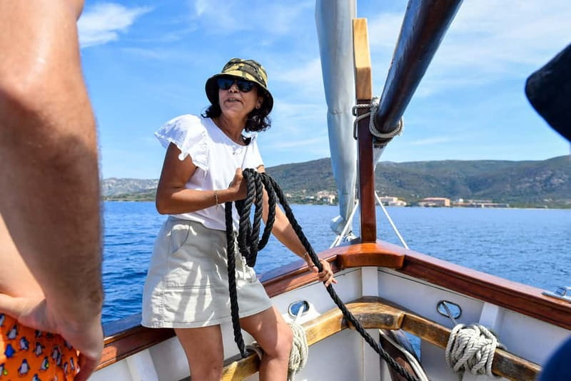 From Stintino: sailing trip to Asinara with Lunch - Lunch onboard: Sardinian classics, served like part of the trip