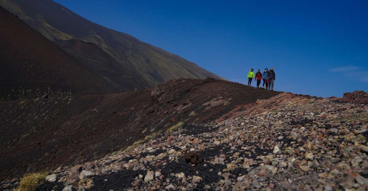 From Syracuse: Mount Etna Guided Morning Hike & Food Tasting - Meeting point and the ride up: what the drive actually means for your day