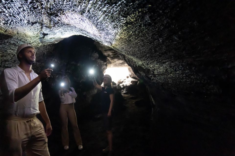 From Syracuse: Mount Etna Guided Morning Hike & Food Tasting - Ragalna welcome refreshments: where the day resets