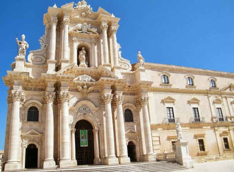 From Taormina: Full-Day Guided Tour of Syracuse - Guide and driver impact: names you may hear and how that affects the day