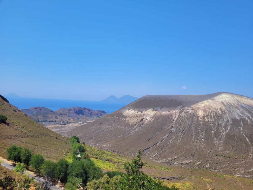 From Taormina: Lipari and Vulcano Mini Cruise Aeolian Tour - Lipari old town: what to do with about two hours of freedom