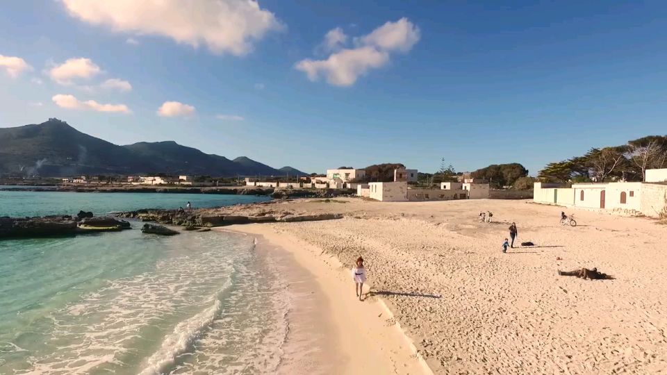 From Trapani: Day Cruise to Favignana & Levanzo with Lunch - Levanzo in 1 hour: the charm of the small village