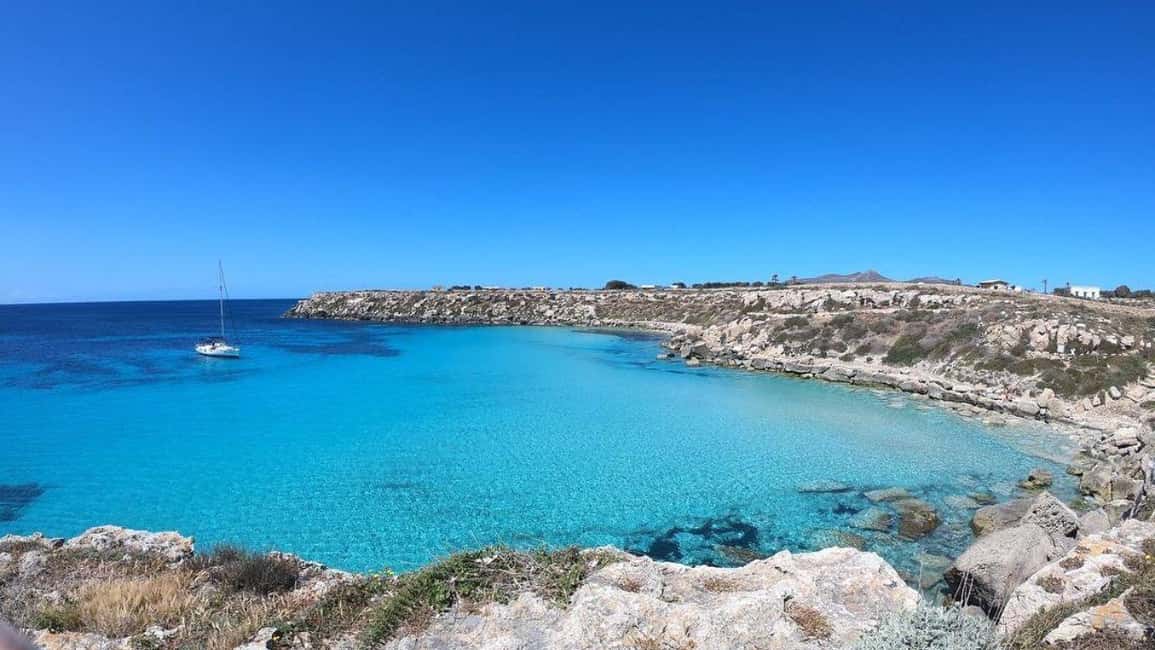 From Trapani: Favignana and Levanzo Boat Tour with Lunch - The 30-Minute Cruise to Levanzo: A Change of Pace