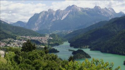 From Venice: Dolomites, Lake Misurina, and Cortina Day Trip - Cortina d’Ampezzo: More Than a Quick Pass-Through