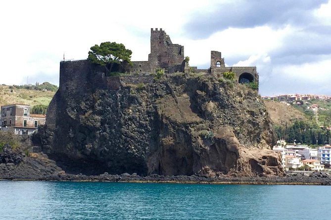Full Day Sailing Tour Catania-Acitrezza - Sailing to Acitrezza: Acicastello’s Castle Views Plus Lava Geology