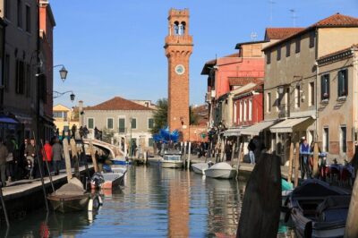 Full-Day Venice Lagoon Tour: Visit Murano, Burano and Torcello - Murano glassblowing: the craft stop that can make or break the day