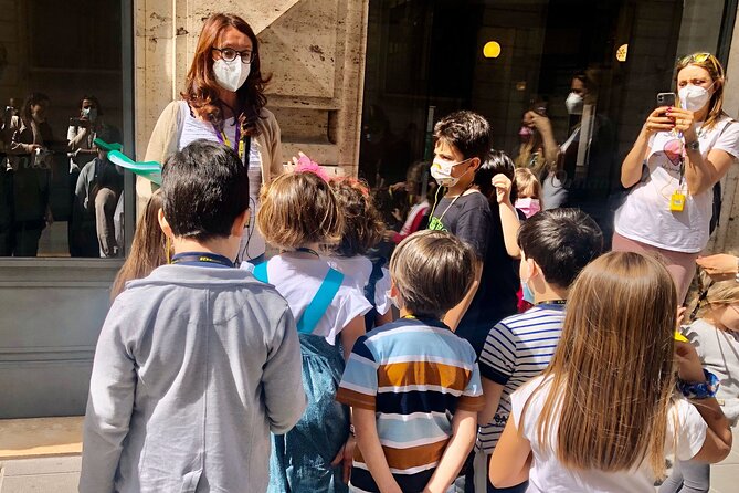 Games & Treasures Hunts Tour in Rome - Sant’Eustachio square hunt: listen closely, then find