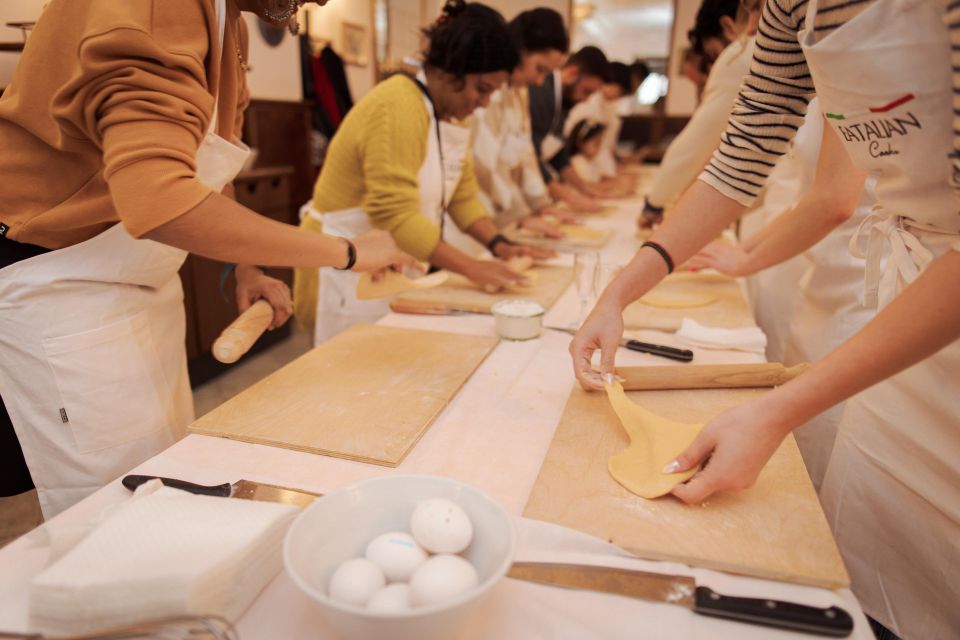 Gelato and Pasta Cooking Class in Rome - Piazza Navona - Should you book this gelato and pasta class on Piazza Navona?