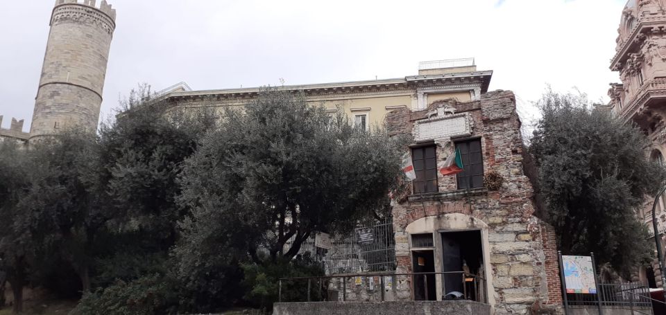 Genoa: Historic Guided Tour of Christopher Columbus' House - The house interior: workshop on the ground floor, private rooms above