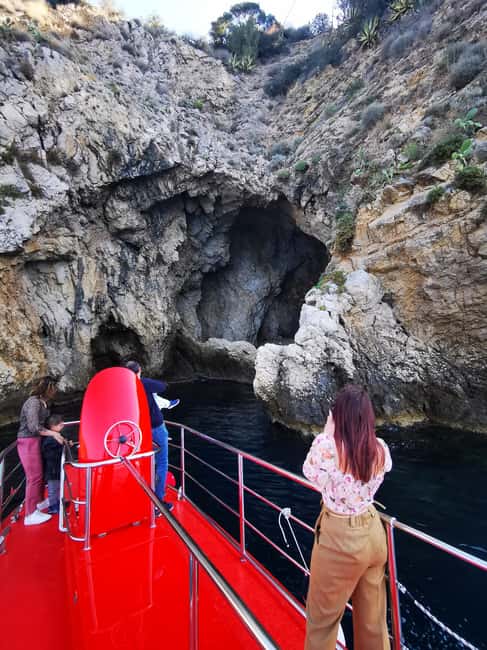 Giardini Naxos: Semi-Submarine Tour to Isola Bella - Cave of Lovers and the Blue Grotto from inside: what the views feel like