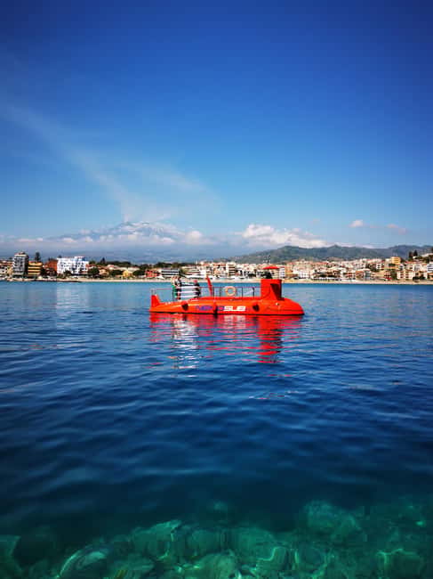 Giardini Naxos: Semi-Submarine Tour to Isola Bella - Getting On: Nemo Sub Taormina at Marina di schisó