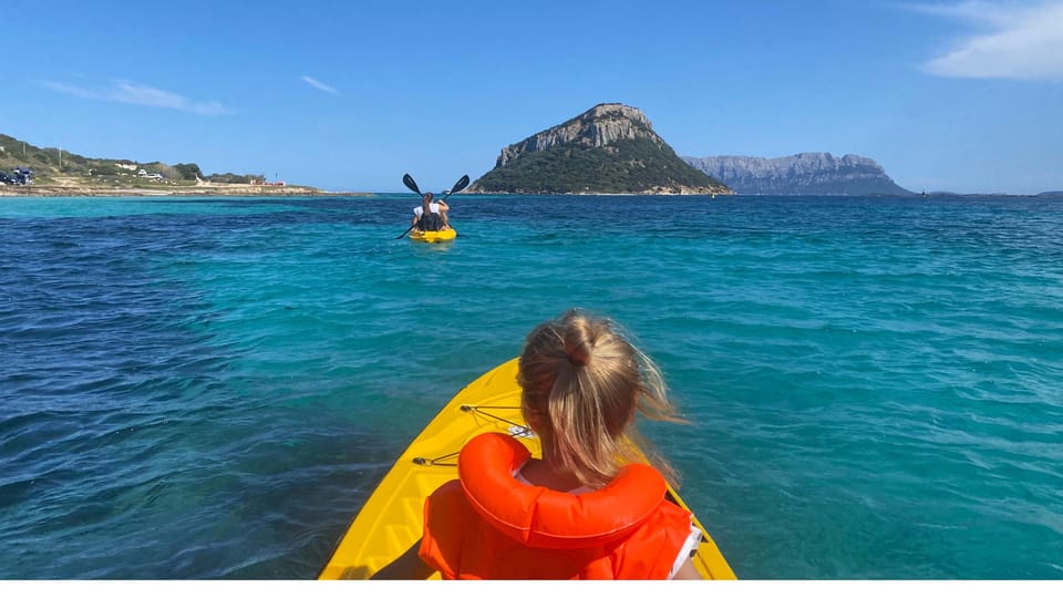 Golfo Aranci: Small group Kayak tour with Aperitif &dolphins - Isola di Figarolo: where the snack stop feels like part of the coast