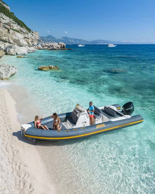 Guided cruise to Cala Goloritzè, Cala Mariolu, Cala Gabbiani, and Biriala - The vibe on board: small, friendly, and well-run