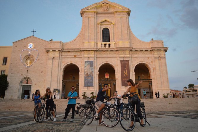 Guided Electric Bicycle Tour in Cagliari - Centro Storico: the historic lanes from above