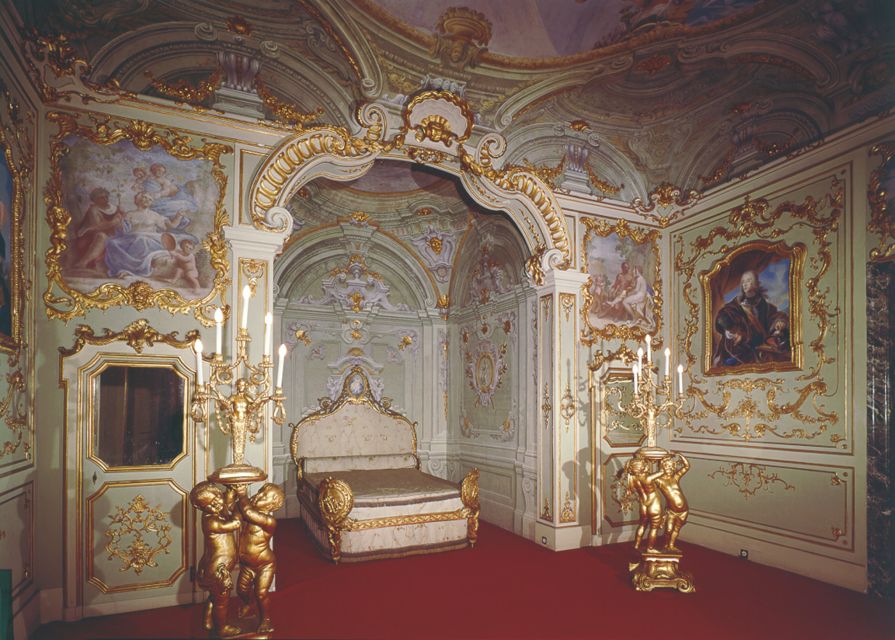 Guided Tour of Rolli Palaces UNESCO Site, Genoa - Starting Point on Via Garibaldi: Easy to Find, Easy to Join