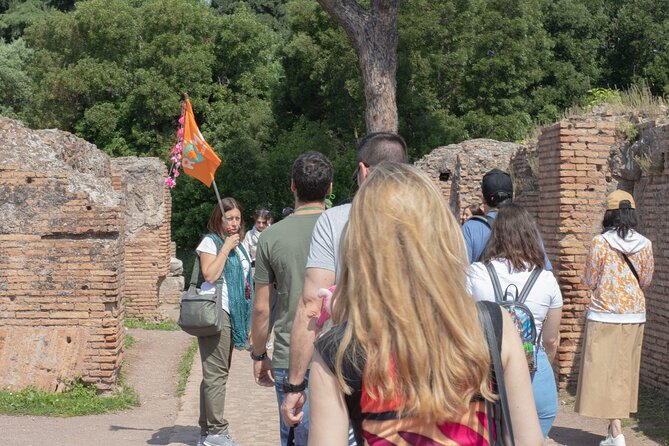Guided tour of the Colosseum, Roman Forum and Palatine in Spanish - Stop 3: Entering the Colosseum With Priority Admission