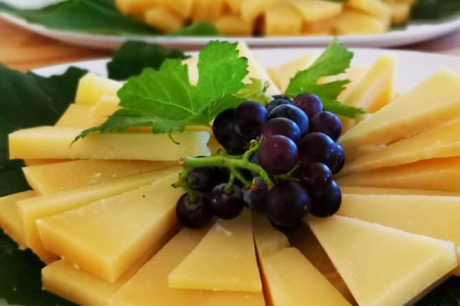 Guided Wine and Olive oil tasting - Small-Group Comfort: Seating and the Pace That Keeps It Enjoyable