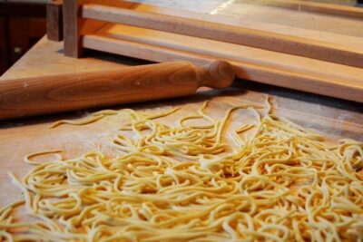 Hands on Italian Cooking Classes - How the class flows: morning prep to wine-and-lunch reset