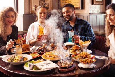 Hard Rock Cafe Venice with Set Lunch or Dinner - Priority seating and a mobile ticket: the easy way to avoid Venice friction