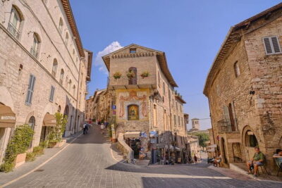 Heart of Italy Day Trip: Visit Perugia and Assisi from Florence - Basilica of Santa Chiara and the Carlo Acutis connection