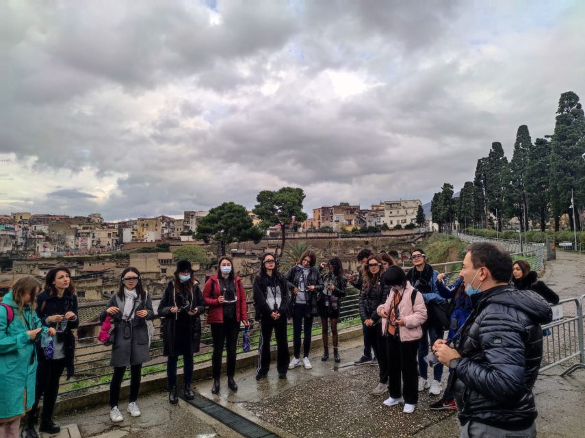 Herculaneum: 3D Walking Tour with Skip-the-Line Ticket - Your tour assistant: where the magic becomes real